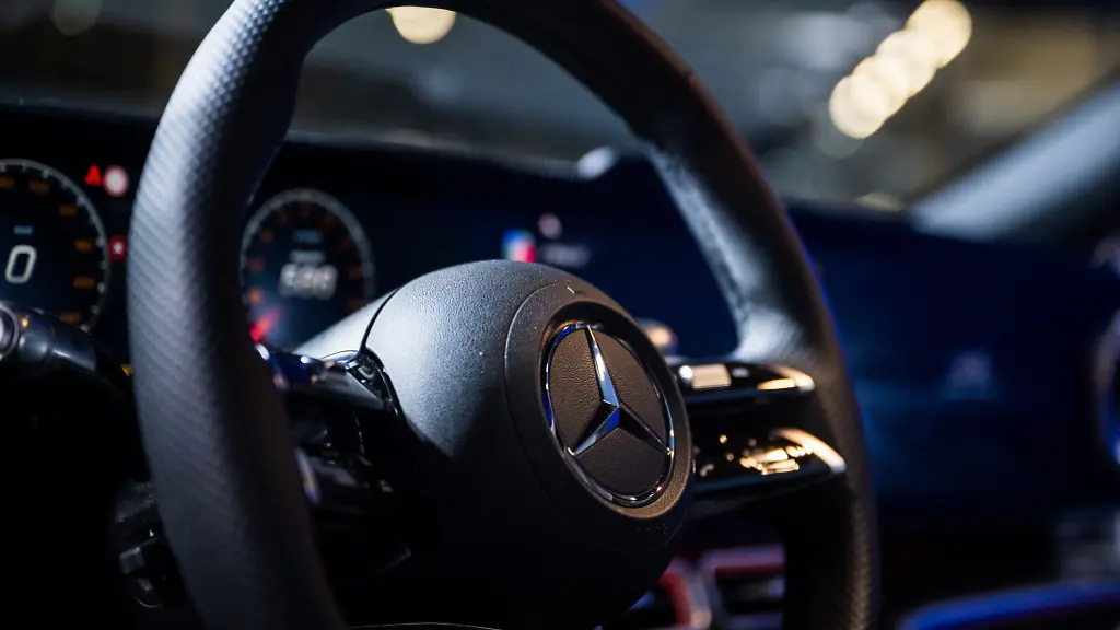 Mercedes-Benz mit Gewinnsteigerung, aber Herausforderungen im China-Markt