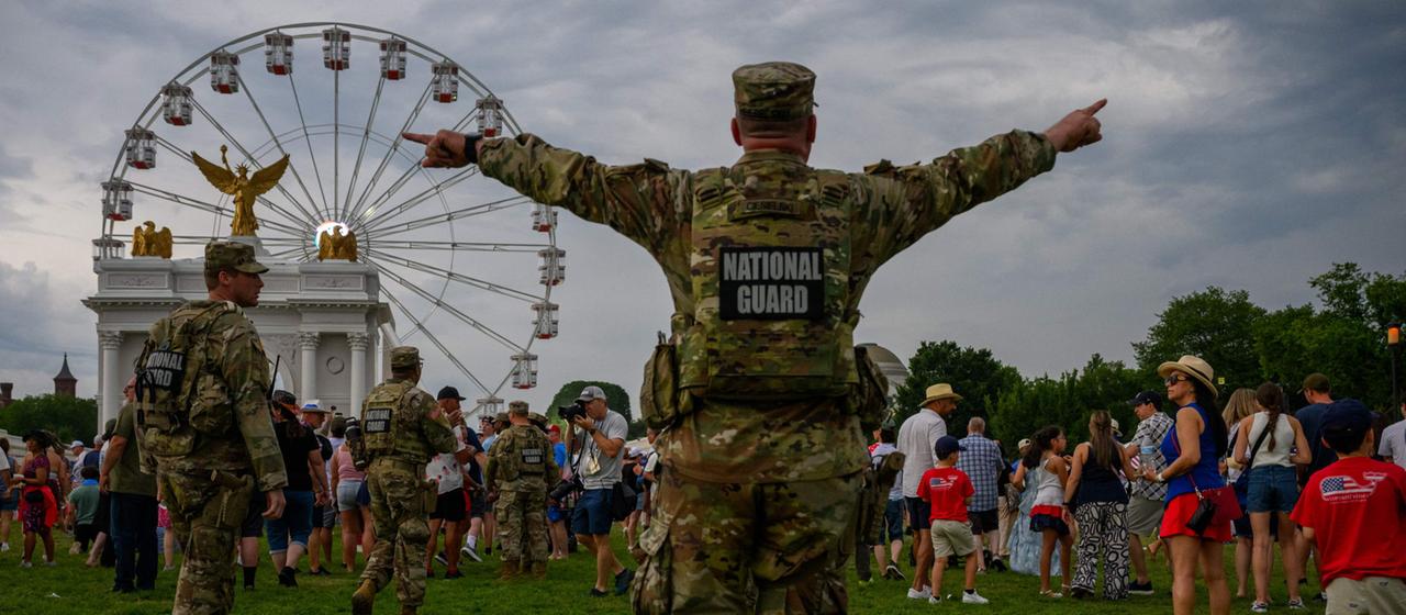Feierlichkeiten zum Gründungstag der USA von Unwetter und Hitze beeinträchtigt