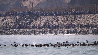 Spanische Exklave Ceuta: Flüchtlingszustrom überfordert Behörden