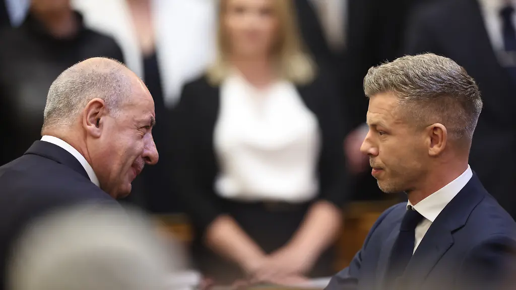 Ungarns Regierung ändert Verfassung grundlegend
