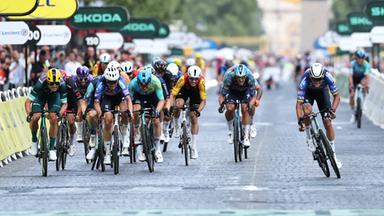 Mathieu van der Poel’s Vorsprung auf den Champs-Elysees