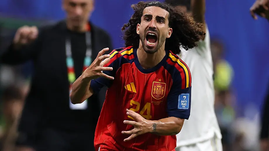 Spanien besiegt Österreich und zieht ins Achtelfinale ein