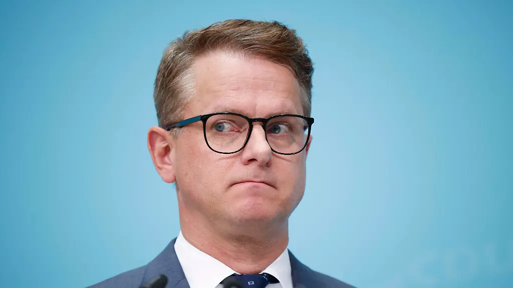 Carsten Linnemann übernimmt Verantwortung als Gesundheitsminister