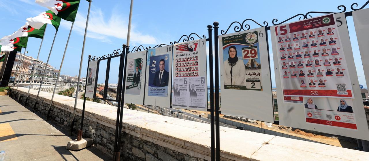 Parlamentswahlen in Algerien: Hoffnung der Opposition und geringe Wahlbeteiligung