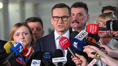 Polnische Oppositionspartei PiS unterliegt Richtungsstreit und Zerfall