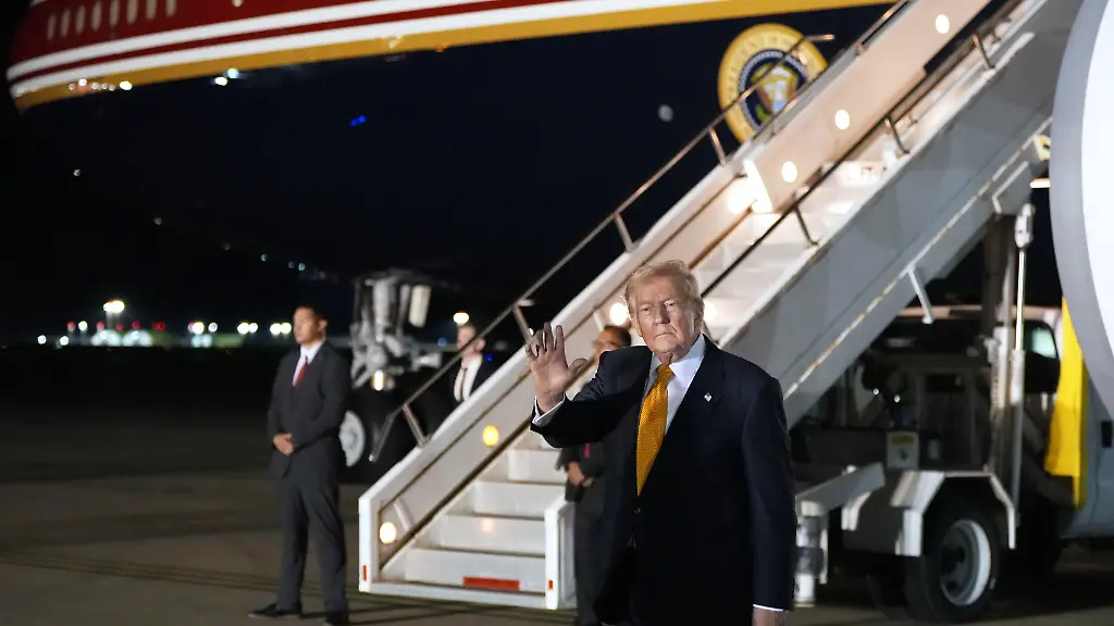 Trumps Flugzeugtausch beim Nato-Gipfel sorgt für Sicherheitsdebatten