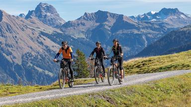 Bikepacking für Anfänger: Planung und Tipps für die erste Fahrradtour