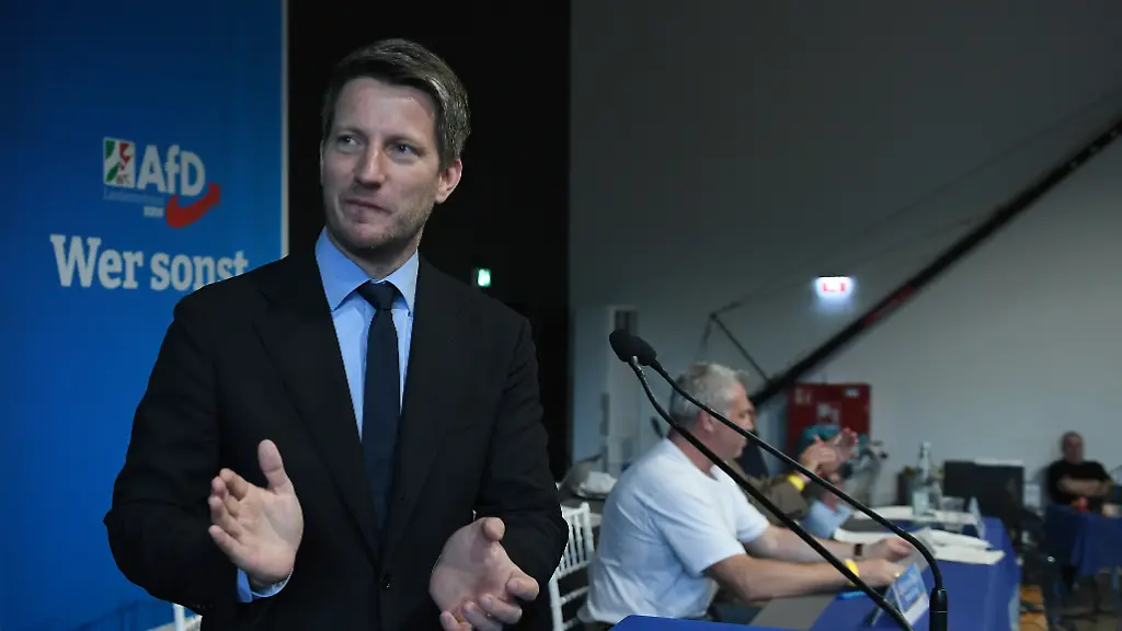 AfD-Bundesvorstand leitet Verfahren gegen NRW-Landeschef ein