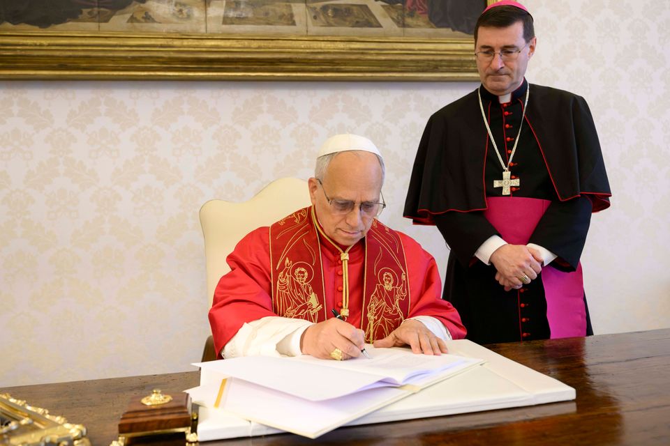 Papst Leo XIV: Erster Lehrtext kritisiert KI