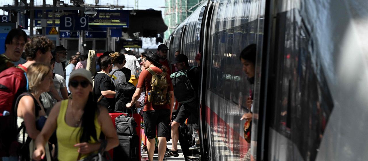Deutsche Bahn erzielt wieder Gewinn
