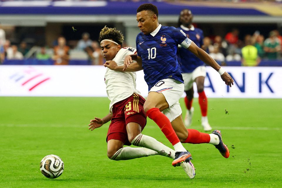 WM-Halbfinale: Spaniens Verteidigung gegen Frankreichs Offensivkraft