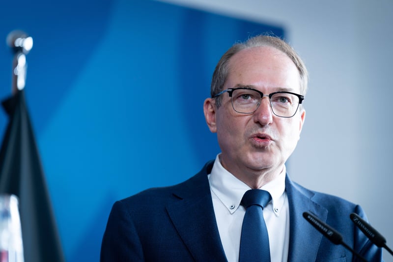 Warum Alexander Dobrindt als Fraktionschef der Union gehandelt wird