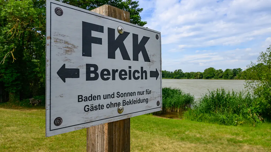 Freiheit ohne Kleider: Wie FKK-Vereine um Akzeptanz kämpfen