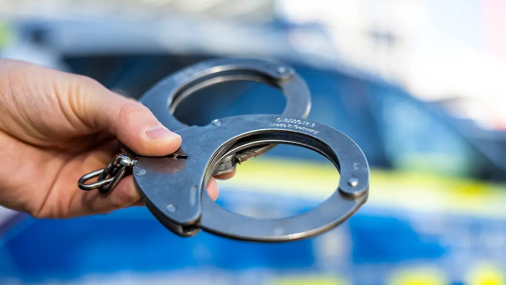 Untersuchung nach Tod eines 37-Jährigen bei Polizeieinsatz