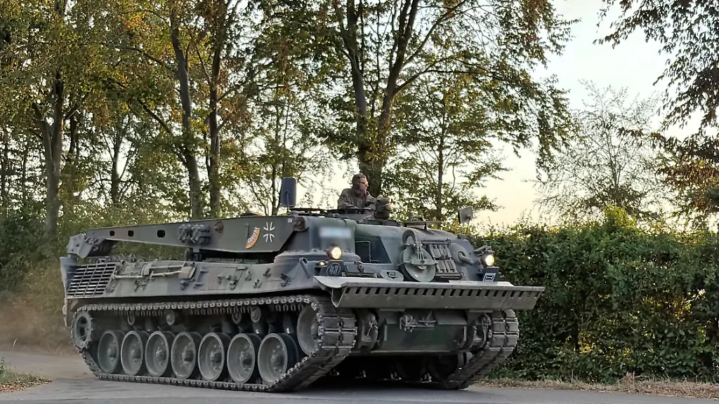 Fortschritte im Kampf gegen den größten Waldbrand in NRW