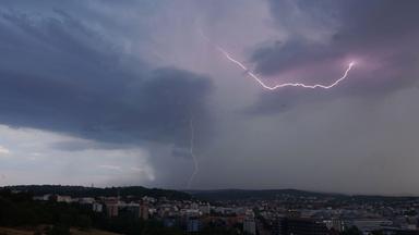 Unwetter und gefährliche Zustände in Deutschland
