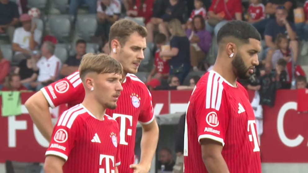 Die Ohrpflaster der Bayern-Stars: Ein genauerer Blick