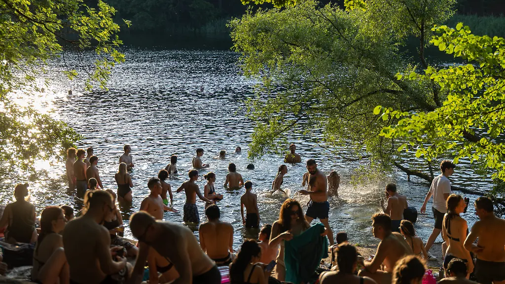 Studie: Gesundheitliche Risiken beim Schwimmen in Badeseen