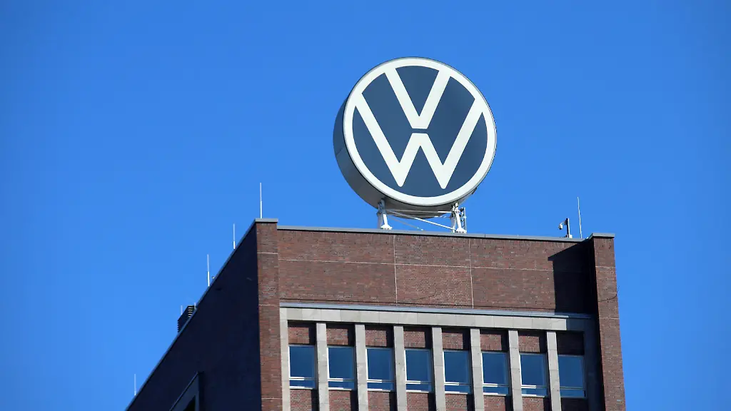 Umstrittene Umbaupläne bei Volkswagen führen zu Protesten