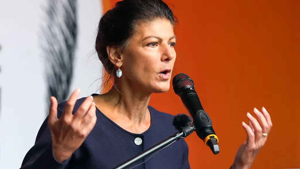Höcke schlägt Wagenknecht als Ministerpräsidentin vor