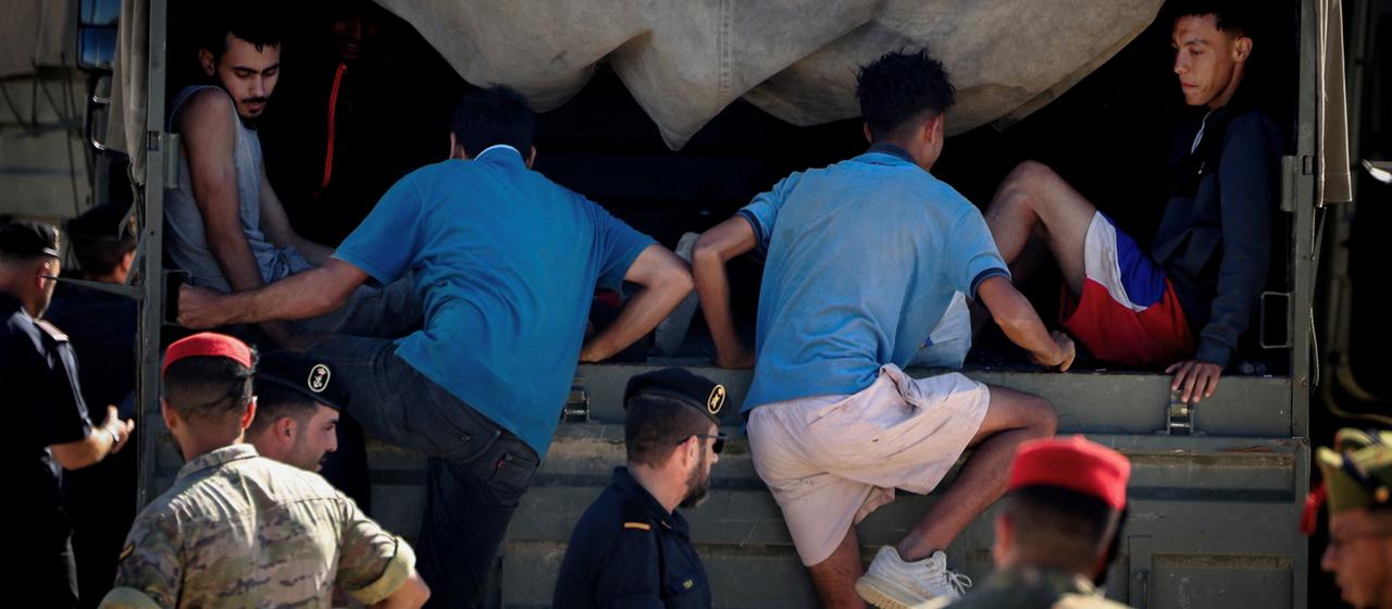 Marokkos Stellungnahme zu Ceuta und die Barriere im Wasser