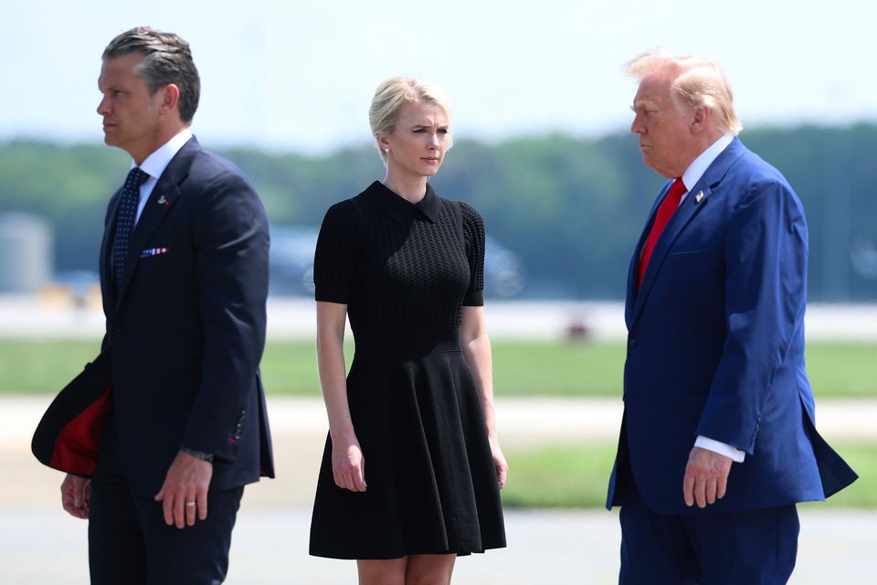 Verteidigungsminister Hegseth und die Diskussion über die Mitarbeiterin des US-Präsidenten