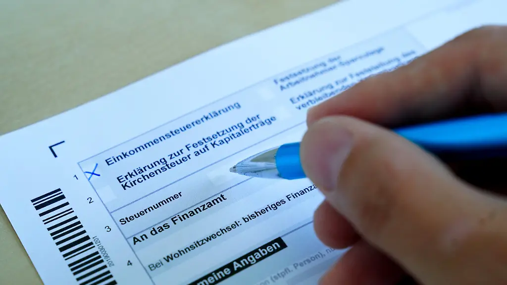 Finanzminister plant Senkung der Freibeträge für große Vereine