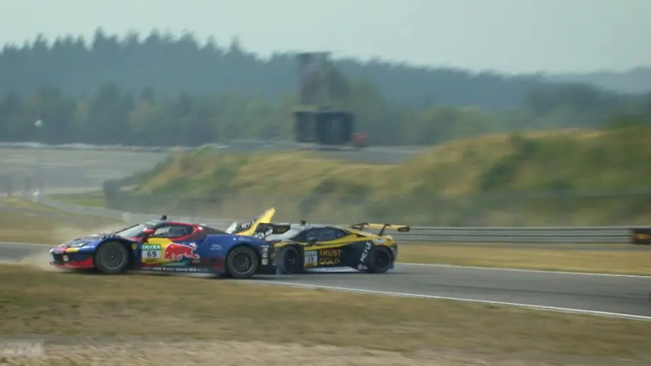 Dramatischer Unfall beim DTM-Rennen am Nürburgring