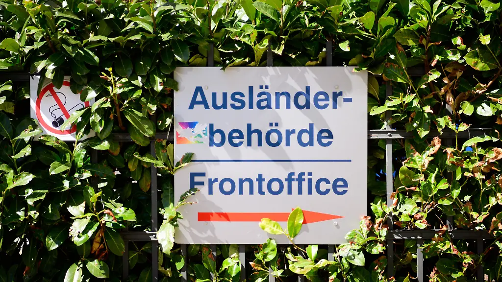 Asylskandal erschüttert Köln: Missverständnisse im Umgang mit Abschiebeliste