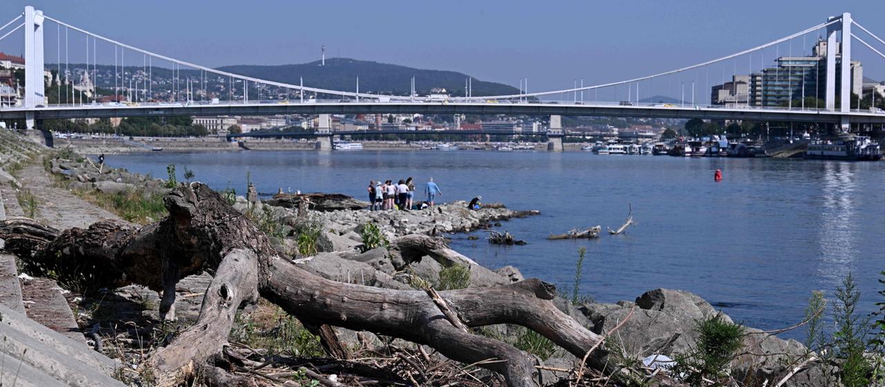 Wasserverhandlungen während der Donau-Niedrigwasserkrise
