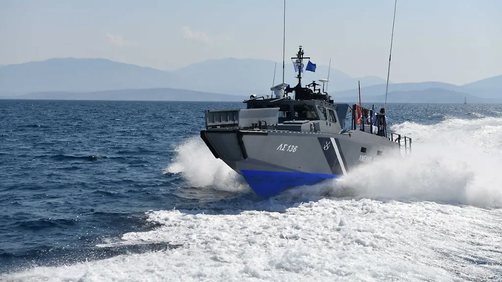Deutscher Tourist vor griechischer Küste vermisst