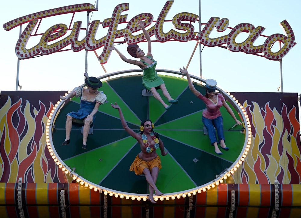 Sexismus-Debatte und Umgestaltung des Teufelsrads auf dem Oktoberfest