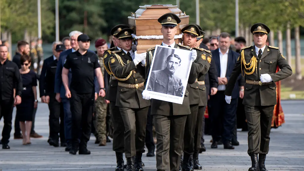 Staatsehren für umstrittenen ukrainischen Nationalistenführer