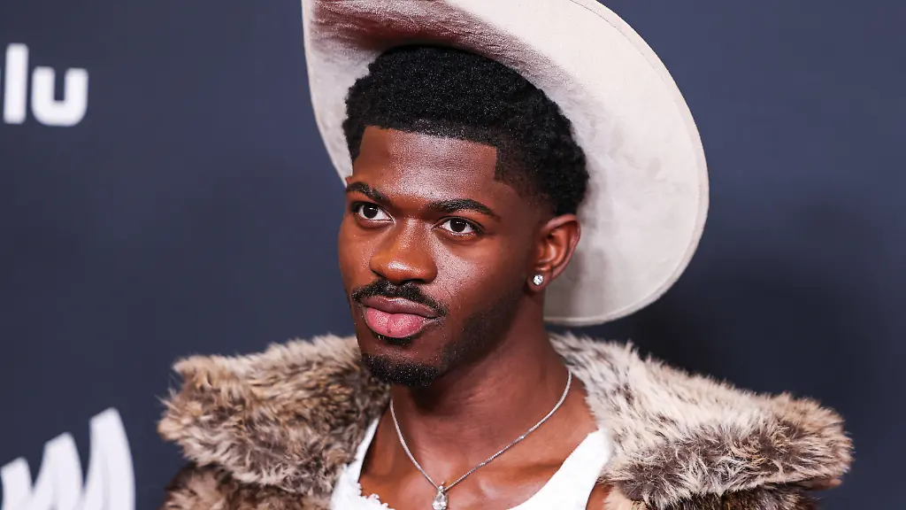 Lil Nas X gibt den Tod seiner Mutter bekannt