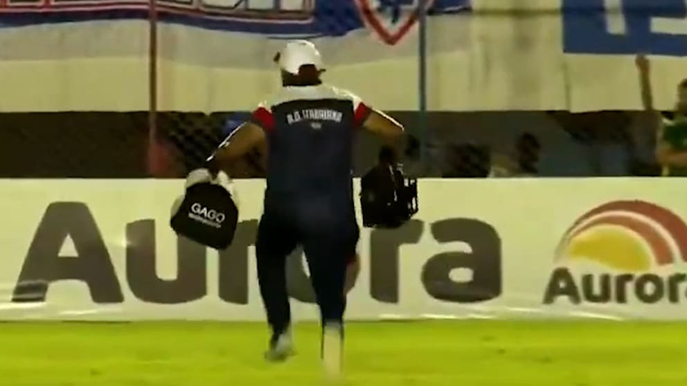 Kuriose Szene in der brasilianischen 3. Liga