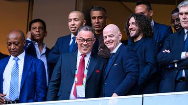 Unterstützung und Kritik für FIFA-Präsident Gianni Infantino