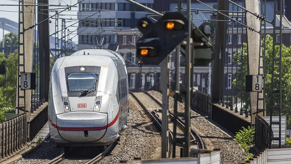 Bahn erreicht Pünktlichkeitsziele nicht