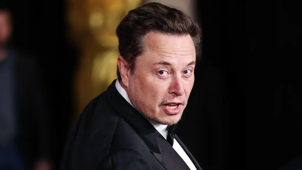 Gab Musk Kiew grünes Licht für Angriffe mit Starlink in Russland?