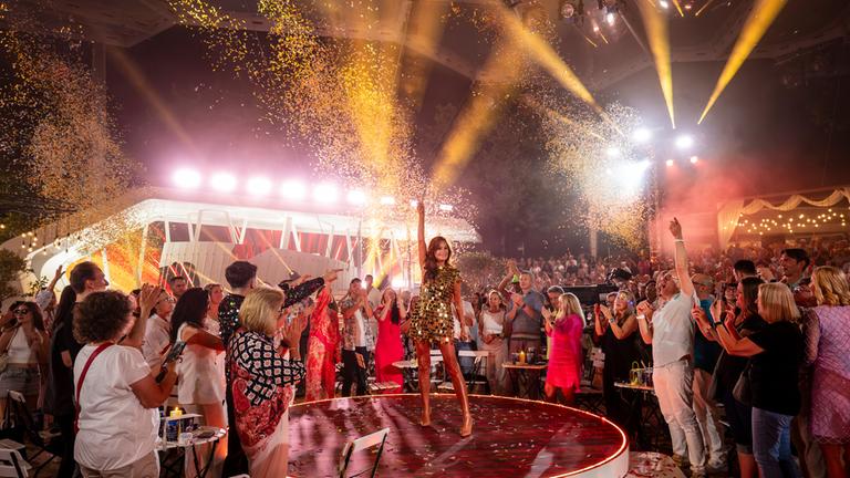 Giovanni Zarella feiert Jubiläum seiner Show im Freien