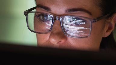 Mehr Transparenz bei KI: Kennzeichnungspflicht ab 2026
