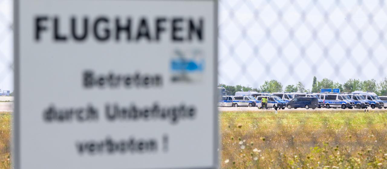 Reaktion der Bundesregierung auf Drohnenvorfall am Flughafen Leipzig erwartet