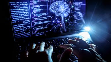Anthropics KI-Modell nutzt Internet für Cyberangriff