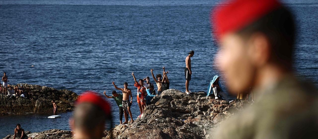 Spanische Exklave Ceuta: Marokko sieht die Schuld bei sozialen Medien