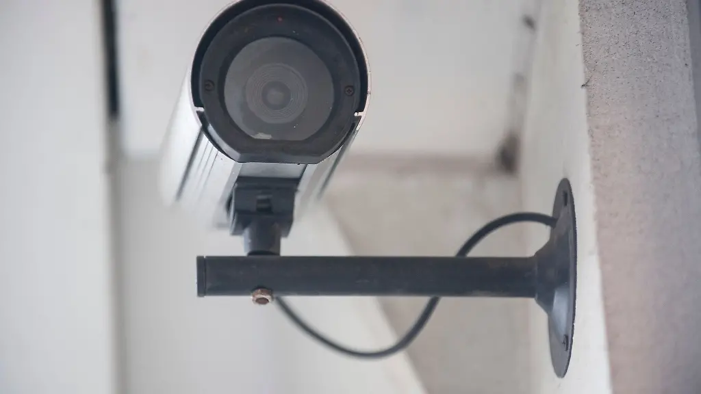 Wann Videoüberwachung zu Hause die Datenschutzbehörde betrifft