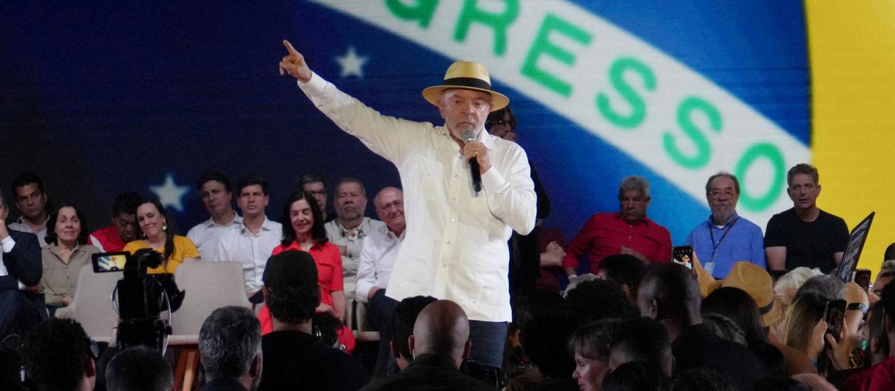 Lula tritt zur Wiederwahl an: Brasilien bereitet sich auf die Präsidentschaftswahl vor