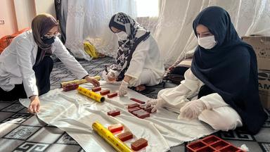 Frauen in Afghanistan: Herausforderungen und Hoffnung