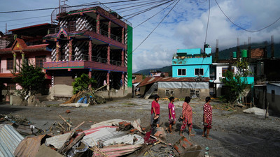 Flutkatastrophe in Nepal und China: Dramatische Auswirkungen und internationale Hilfe