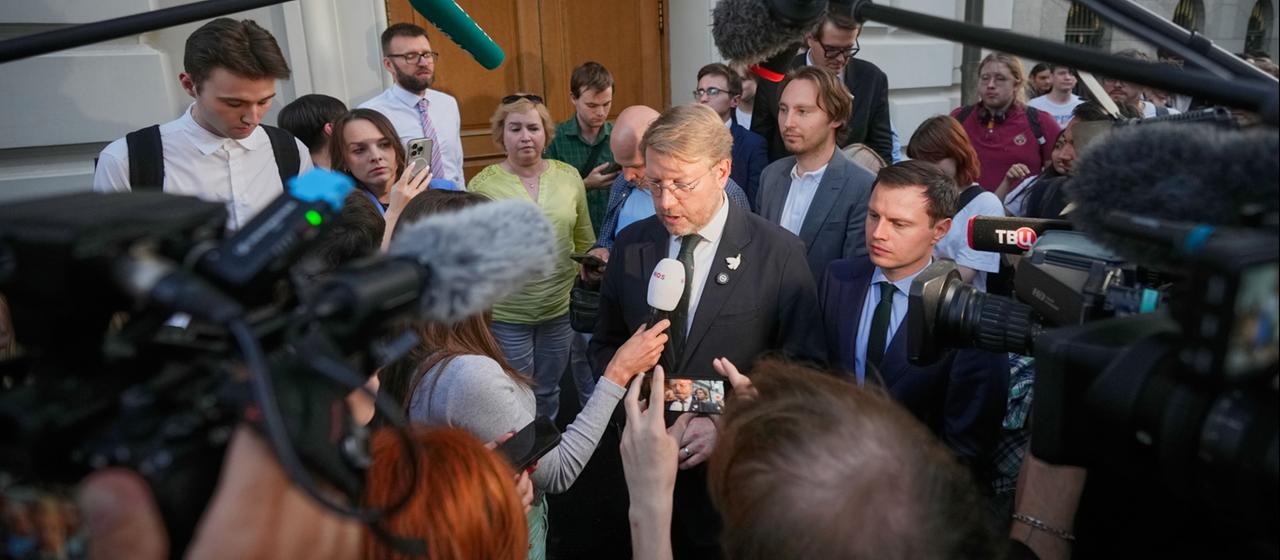 Russland Oppositionspartei Jabloko von Parlamentswahl ausgeschlossen