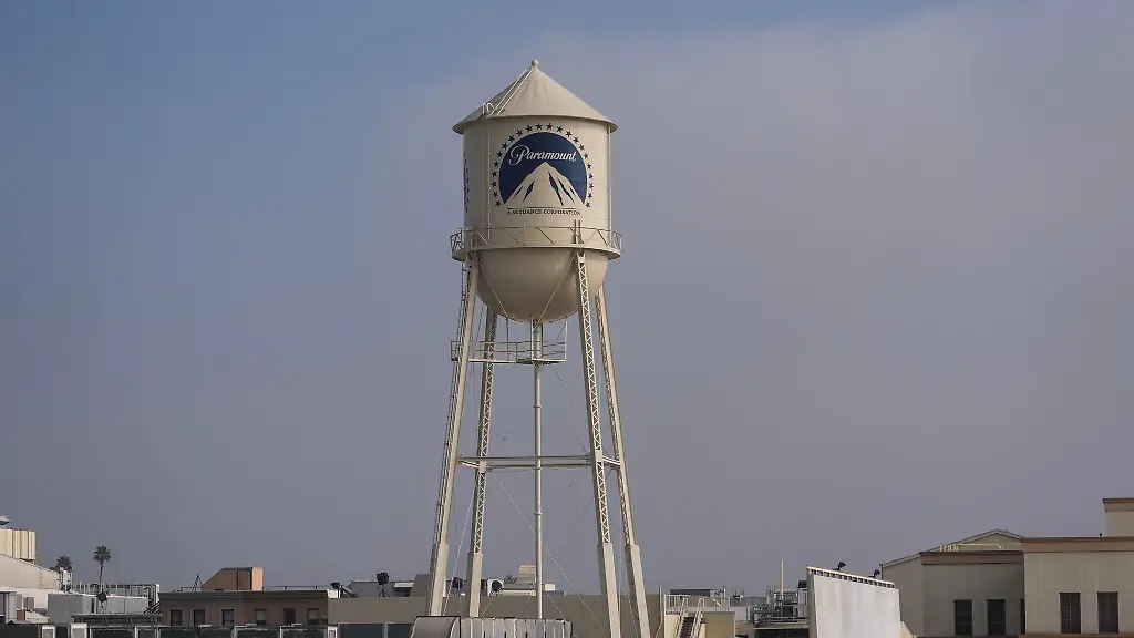 Streit um Warner-Übernahme: Paramount plant Umzug