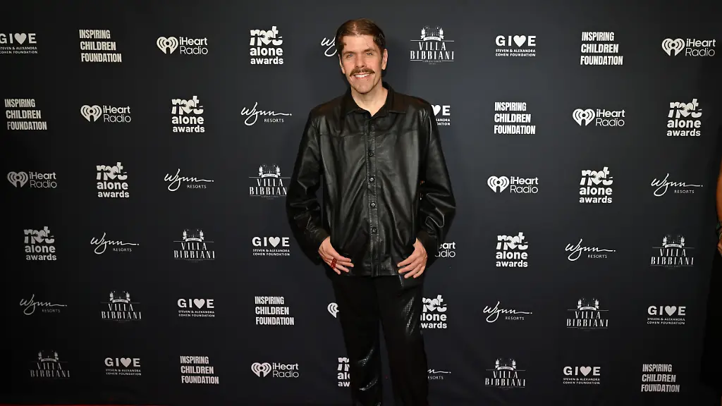 Perez Hilton erleidet erhebliche Blutverlust und benötigt Operation